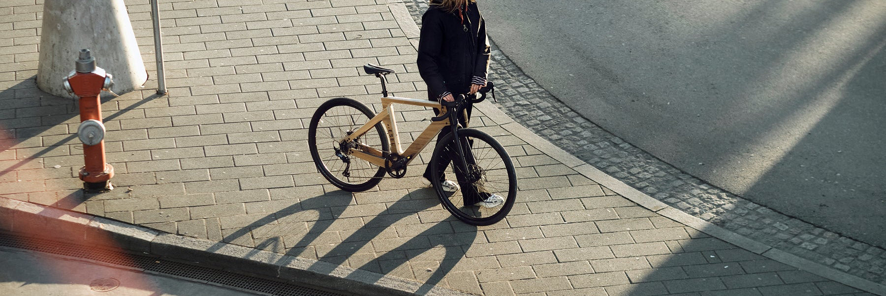 ergonomische fahrradsattel ErgoTrek – gegen Schmerzen 47 cm Triumph Camper Klapprad mit Style:Schwarzer Helm